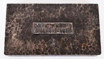 Ezüstözött iparművész díszdoboz a fedelén Budapest látképét ábrázoló plakettel, fa béléssel (a fedél...