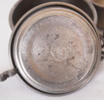 4db jelzett ón csésze / 
A set of tin cups