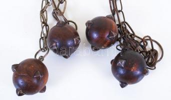 Fa golyók, fém betétekkel ,láncon lógatva ,párban