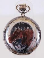 1902-1922 Duplafedelű ezüst (Ag) zsebóra a Monarchia behozatali jegyével ellátva, lovakat ábrázoló j...