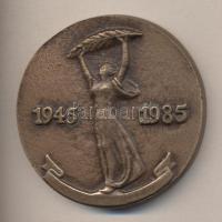 1985. "Hazánk Felszabadítása 40. évfordulójára az igazságszolgáltatásban végzett munkájáért&quo...