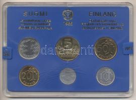 Finnország 1985. 10p-5M 6klf darab szettben, eredtei plasztiktokban T:1  Finland 1985. 10 pennia - 5 Markkaa 6 different coins in set in original plastic case c:Unc