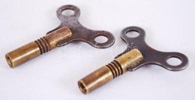 2db réz órakulcs állóórákhoz / 
Keys for stand clocks