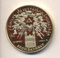 Bognár György (1944-) / Lebó Ferenc (1960-) 1991. "II.János Pál pápa látogatása - Szombathely" aranyozott emlékérem (42,5mm) T:PP