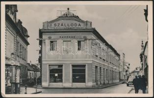 Komárom the Central Hotel, Restaurant and Café of Miklós Tromler (EK)