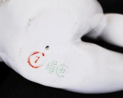 Kézzel festett jelzett Hollóházi porcelán női akt figura / 
Hand painted porcelain nude, 17x13x10cm