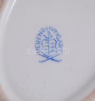 Kézzel festett sorszámozott Viktória-mintás jelzett Herendi porcelán hamutál /
Handpainted numbered ...