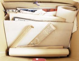 Óriási okmány ás nyomtatvány hagyaték tétel: Egy banánosláda + egy nagy doboz, benne rengeteg igazol...