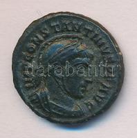 Római Birodalom / Sziszek / Constantinus 319. Follis Br T:1-,2 Roman Empire / Siscia / Constantinus 319. Follis Br "IMP CONSTANTINVS P F AVG / VICTORIAE LAETAE PRINC PERP / BSIS" C:AU,XF RIC 59.