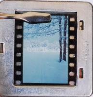 cca 1940 39db színes diapozitív korabeli tárolódobozban, főleg természeti képekkel / 
Color diaposit...