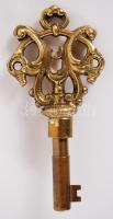 Díszes kulcs alakú réz öngyújtó /  Brass lighter in the shape of a decorative key, 10cm