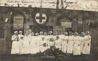 Matzleinsdorf (Vienna) railway station, Military WWI, soldiers, nurses