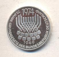 NSZK 1974. 5M Ag "25 éves az Alkotmány" T:PP 
GFR 1974. 5 Mark Ag "Constitutional Law...