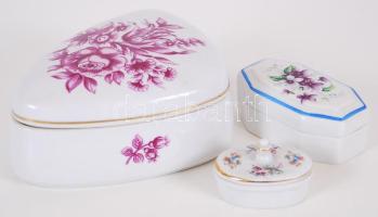 Hollóházi doboz tétel összesen 3db, jelzettek, hibátlanok, 13×9 cm, 8×4 cm, 5×4 cm