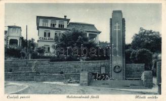 Balatonalmádi Családi penzió, hősi emlékmű (Rb)