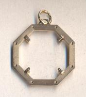 Osztrák-Magyar DN. 20K aranypénzhez való 14Kt-os medálfoglalat (Br.:2.94g/d:21mm)
Austro-Hungarian 1...