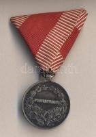 1917. Ezüst Vitézségi Érem II. osztálya "Fortitudini / IV. Károly" mellszalaggal Szign.: K...