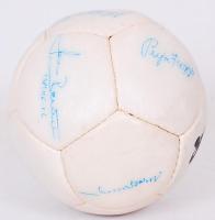 1981 Színész-újságíró rangadó, (SZÚR) meccsről egy bőr foci labda 7 db aláírással: Berecz János, Mag...