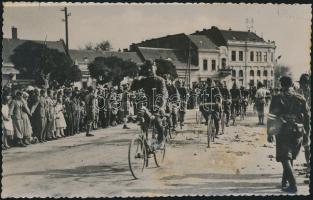 Ipolyság entry of the Hungarian troops, cycling soldiers (cut)