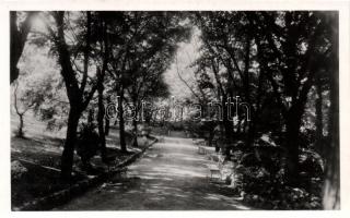 Budapest XII. Svábhegy, Isten szeretett leányainak rendháza, park