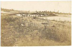 cca 1916 Olasz font híd a Piave folyón fotó. Hátoldalt a készítő feljegyzéseivel / Italian front photo 14x9 cm