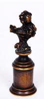 Női büszt. Bronz / 
Bronze bust of a woman, 10cm