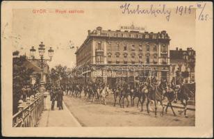 Győr Royal Szálloda, katonai felvonulás a Baross-hídon (ázott / wet damage)