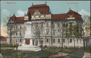 Nagyvárad court (small tear)