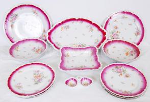 Restaurátor tétel: Hiányos készlet, hajszál, kisebb repedésekkel, lepattanásokkal, könnyen javíthatók, összesen: 12 db