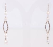 Ezüst (Ag) fülbevaló édesvízi tenyésztett gyöngyökkel / 
Silver earrings with freshwater cultured pe...