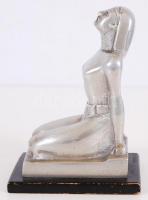 cca 1900 Ábrándozás. Szecessziós, térdelő akt. Fém, fa talpon. Jelezett: Hirmann Ferenc, Budapest. 1...