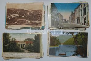370 db régi, többször háború előtti városképes lap a történelmi Magyarország, valamint Magyarország ...