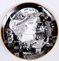 Szász Endre által tervezett Hollóházi porcelán dísztányér, jelzett, hibátlan / Faces designed by Endre Szasz Hollohaza chinaware plate d: 16 cm