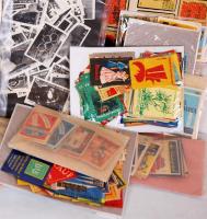 Nagy magyar gyufacímke gyűjtemény kb 4500 darab, részben albumba rendezve 950 db magyar és 130 db kü...