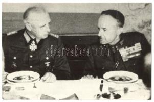 Hans Frissner és Heszlényi József 1944-ben, fotóreprodukció