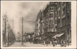 Debrecen Főutca, Handel Lipót, illetve Sándor Armin üzlete