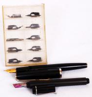 Tus készlet és egy toll