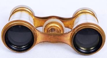 Gyöngyházberakású színházi látcső fém és sárgaréz elemekkel, eredeti tokjában / 
Brass and metal the...