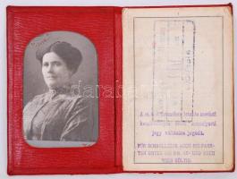 1913 Igazolvány vasúti alkalmazottak nejei és gyermekei részére, fényképes MÁV-igazolvány