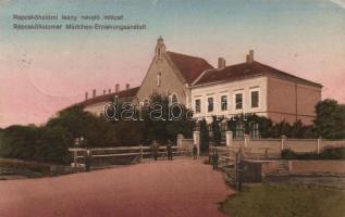 Repcekőhalom girl school (EK)