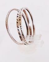 3 db ezüst (Ag.) vékony karikagyűrű, összesen, s:1,8 g/ Silver rings