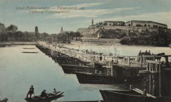 Újvidék Pétervárad pontoon bridge, castle