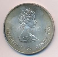 Kanada 1976. 5$ Ag "Montreali olimpia - ökölvívás" T:1 patina
Canada 1976. 5 Dollars Ag &q...