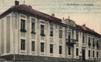 Oravicabánya town hall