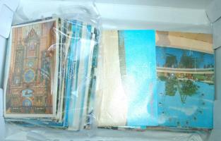 278 db modern, érdekes városképes lap Európa, Afrika, Ázsia és Amerika területeiről, köztük egy mechanikus lap / 278 pieces modern, interesting postcards from Africa, Asia, America, Europe, between them a mechanical card