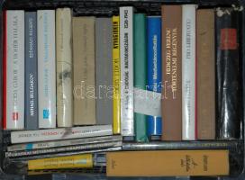 Ládányi könyvtétel 19db vegyes témájú kötettel