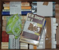 Nagy ládányi könyvtétel izgalmas anyaggal