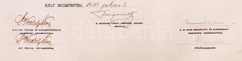 1930 Magyar Vöröskereszt Egylet díszes oklevele ápolónő részére szép állapotban / Hungarian Red-Cros...