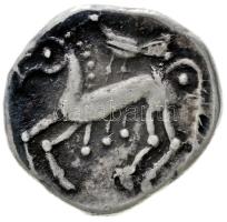 Kelta Birodalom / Pannónia-Boiók i.e.50 Drachma Ag "Tótfalu minta" (2.52g) T:2- Celtic Empire / Pannonia-Boier 50 BC. Drachma Ag "Totfalu mint" (2.52g) C:VF