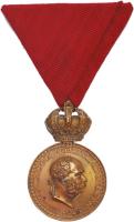 1890. "Bronz Katonai Érdemérem vörös szalagon" aranyozott bronz kitüntetés T:2 Hungary 1890. "Bronze Militarty Order of Merit on red ribbon" gold plated bronze decoration C:XF